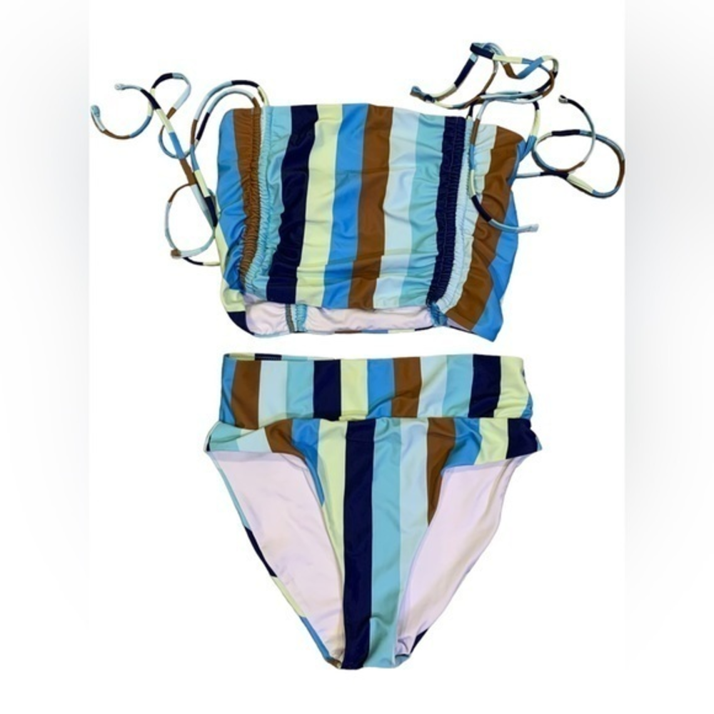 Women’s Bikini Ruffle Set Swimsuit Size Medium High‎ Waisted